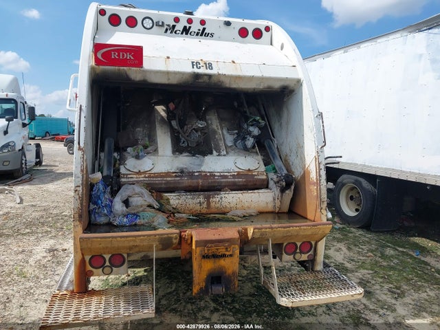 42879926 :رقم المزاد ، 49HHBVAN36RW45166 vin ، 2006 Sterling Truck Condor مزاد بيع
