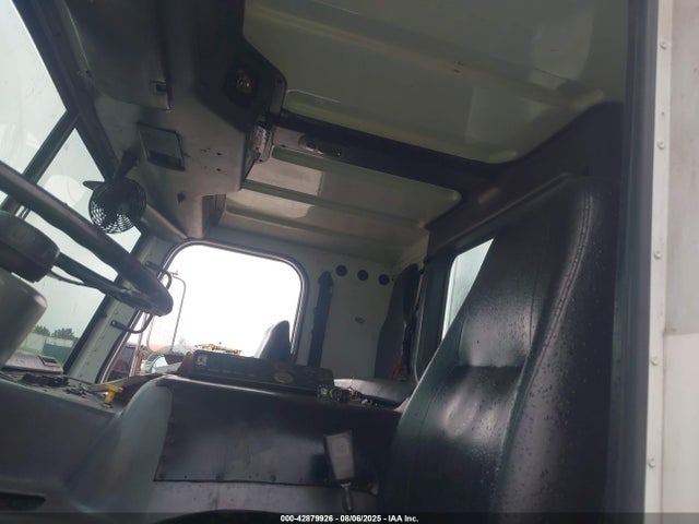 42879926 :رقم المزاد ، 49HHBVAN36RW45166 vin ، 2006 Sterling Truck Condor مزاد بيع