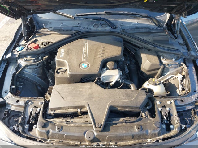 WBA8E5G39HNU42997 BMW 320i
