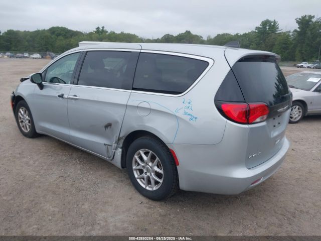 2023 CHRYSLER VOYAGER 2C4RC1CG8PR611052 Photo 2