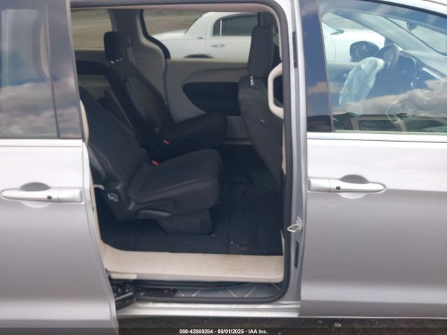 2023 CHRYSLER VOYAGER 2C4RC1CG8PR611052 Photo 7