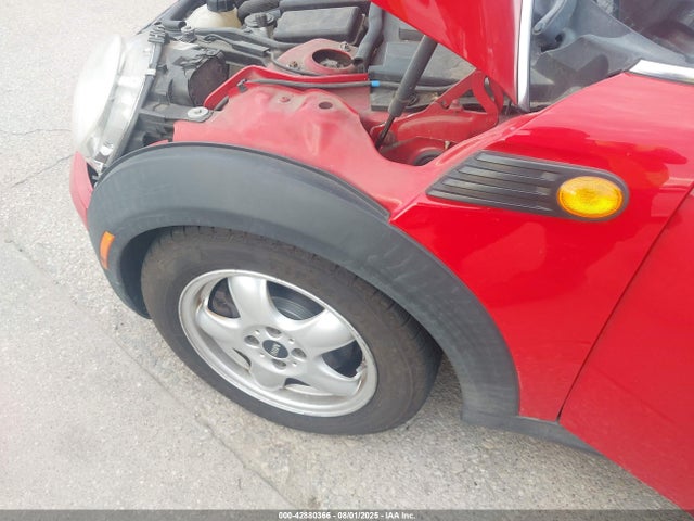 2008 MINI COOPER WMWMF33548TT68181 Photo 5