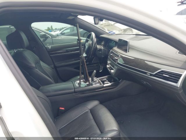 2018 BMW 750I WBA7F0C51JGM22868 Photo 4