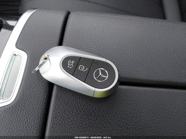 Mercedes-Benz 2023 2023 W1KEG1CBXPF013582 Image 11