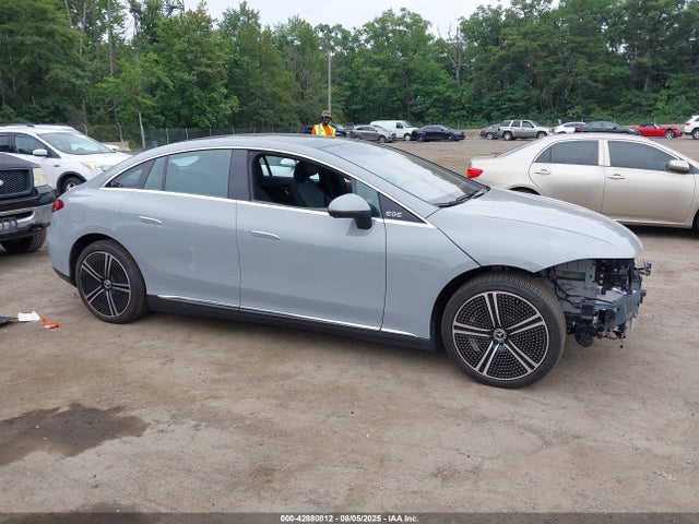 Mercedes-Benz 2023 2023 W1KEG1CBXPF013582 Image 14
