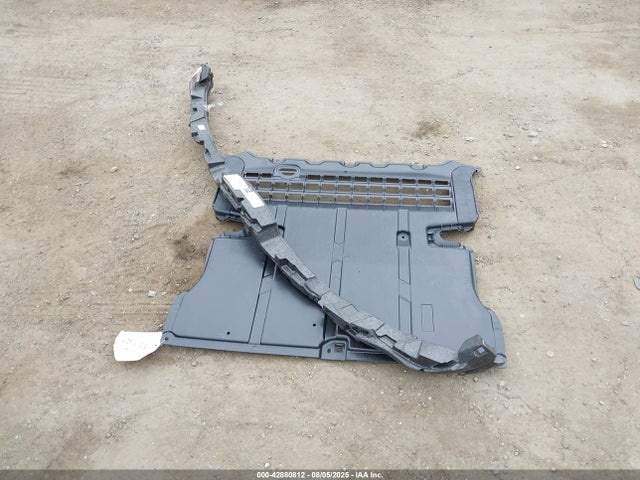 Mercedes-Benz 2023 2023 W1KEG1CBXPF013582 Image 12