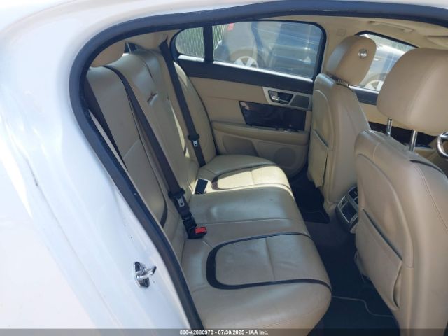 2012 JAGUAR XF SAJWA0HB1CLS49179 Photo 7