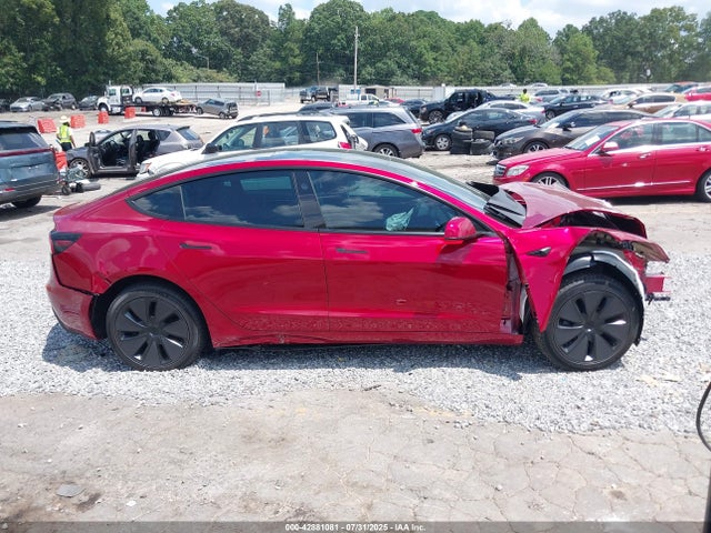 5YJ3E1EA9SF031211 Tesla 2025