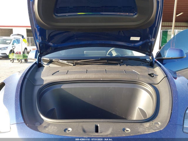 2025 TESLA MODEL Y 7SAYGDEE6SA359450 Photo 9
