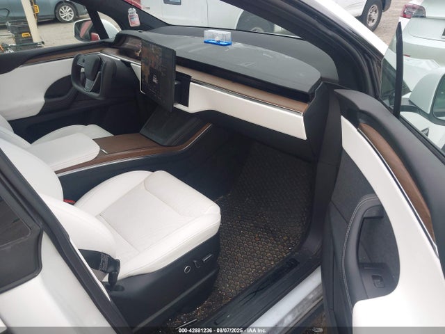 2022 TESLA MODEL X 7SAXCAE50NF354953 Photo 4