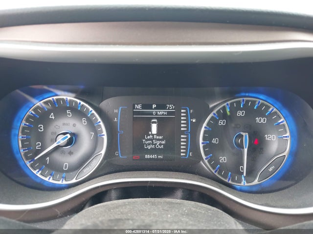 Chrysler 2020 2020 2C4RC1DG6LR261235 Image 7