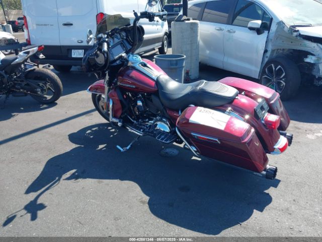 2016 HARLEY-DAVIDSON FLHTK 1HD1KEL1XGB618150 Photo 2