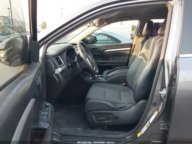5TDZKRFH3FS071184 Toyota 2gr-fe