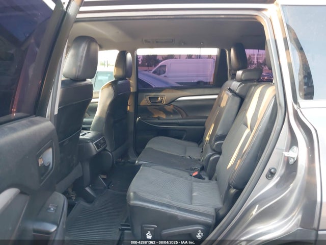 5TDZKRFH3FS071184 Toyota 2gr-fe