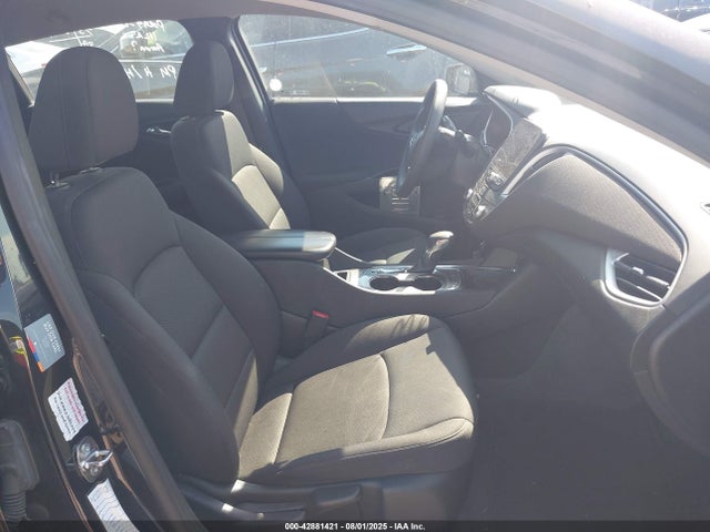 1G1ZD5ST2PF202743 Chevrolet lfv