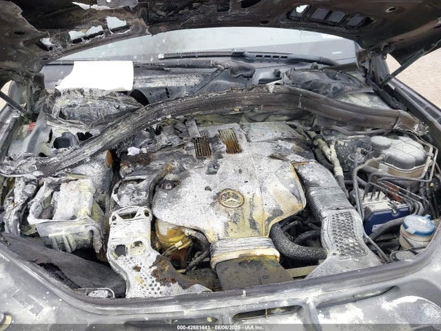 4JGDF6EE6HA927268 Mercedes-Benz m276