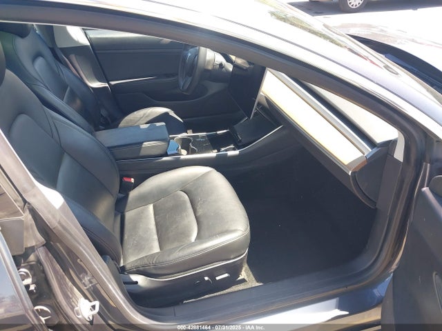 2020 TESLA MODEL 3 5YJ3E1EA1LF803640 Photo 4