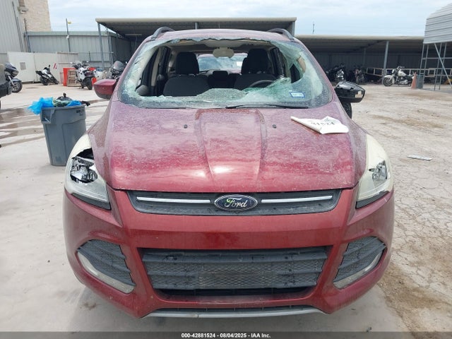 1FMCU0GX9GUA04003 Ford Escape