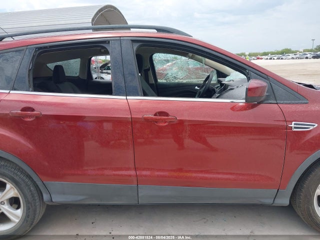 1FMCU0GX9GUA04003 Ford Escape