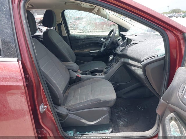 1FMCU0GX9GUA04003 Ford Escape