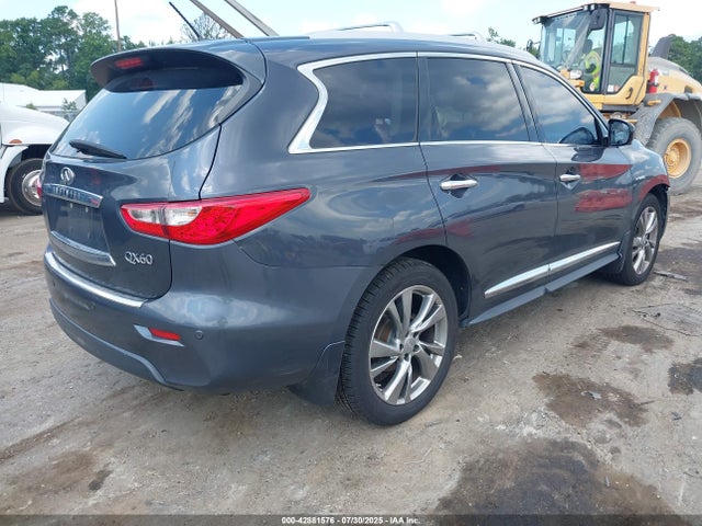 5N1CL0MM3EC530806 Infiniti 2014
