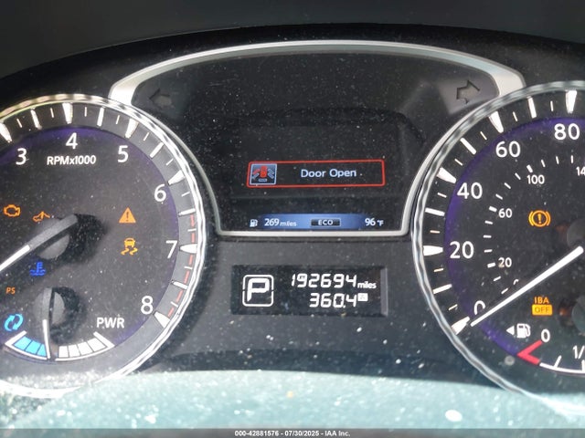 5N1CL0MM3EC530806 Infiniti 2014