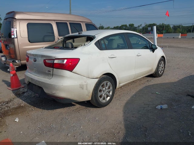 KIA 2017 2017 KNADM4A30H6071596 Image 4