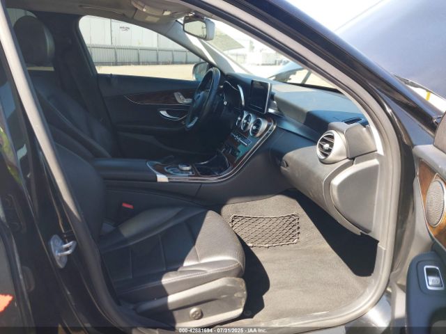 2018 MERCEDES-BENZ C 300 WDDWF4JB5JR402373 Photo 4