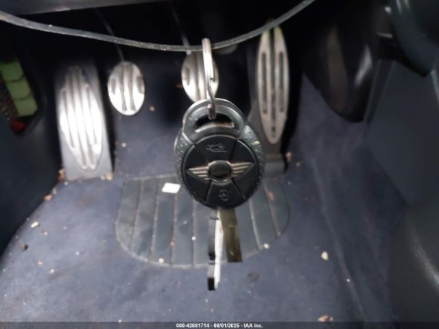 2005 MINI COOPER S WMWRH33595TF85742 Photo 10