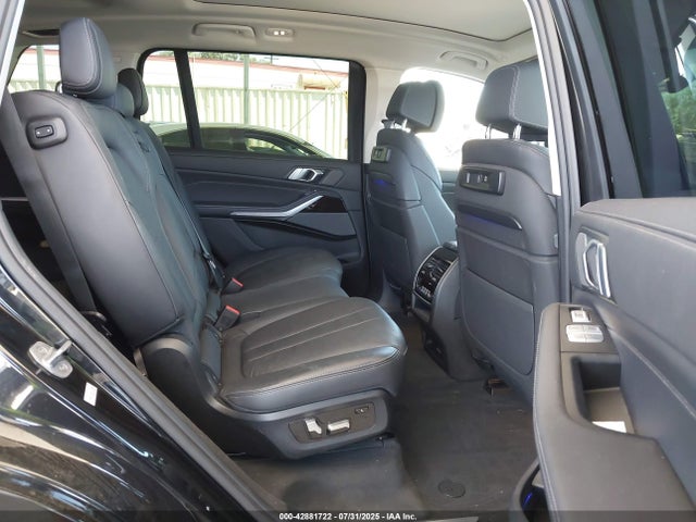 5UXCW2C57KL086924 BMW X7