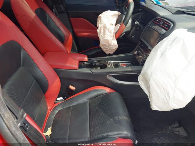 2017 JAGUAR F-PACE SADCM2BV9HA897500 Photo 4