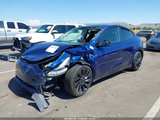 2023 TESLA MODEL Y 7SAYGDEF1PF925615 Photo 1