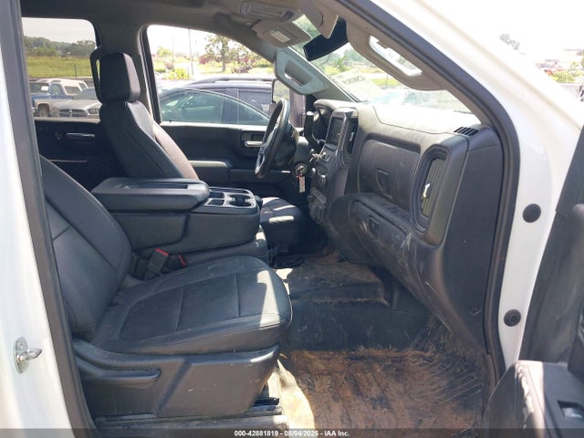 1GC2WLE76PF144321 Chevrolet l8t