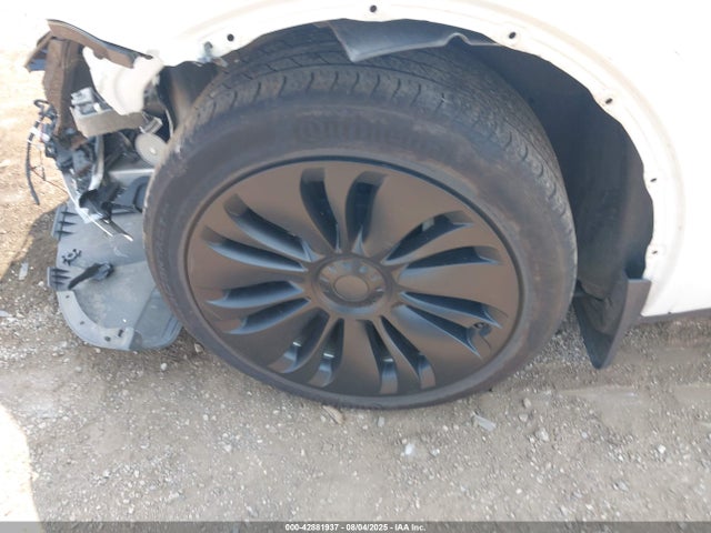 Tesla Model Y 2023 7SAYGDEE6PF634308 Image 12