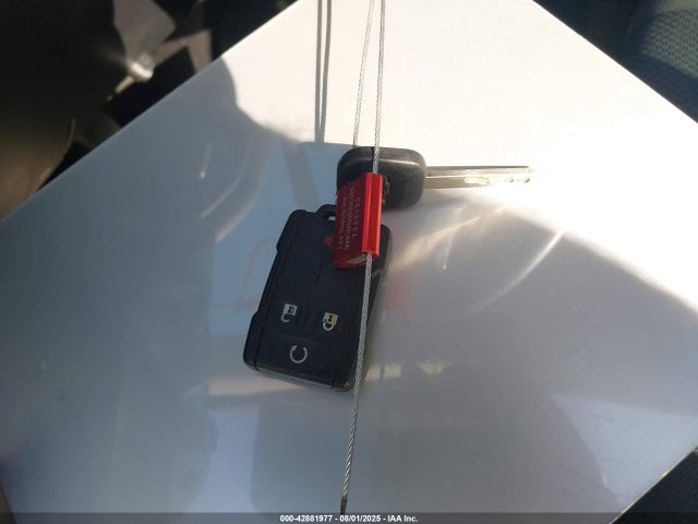 3GCUKREC3HG261942 Chevrolet Silverado 1500 1lt