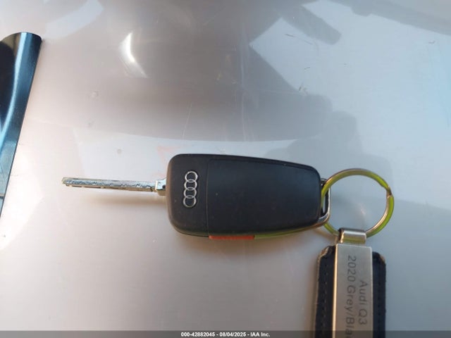 2020 AUDI Q3 WA1AECF33L1057665 Photo 10