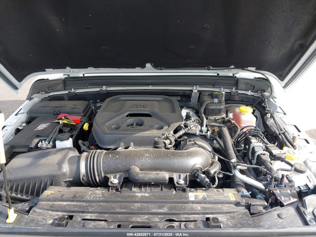 1C4PJXEN4SW528584 Jeep 2025