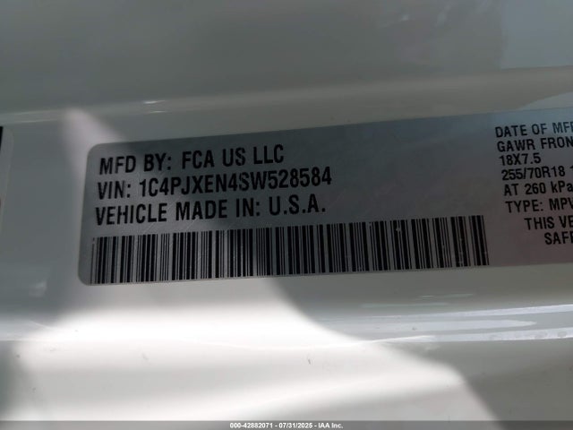 1C4PJXEN4SW528584 Jeep 2025