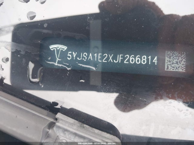 2018 TESLA MODEL S 5YJSA1E2XJF266814 Photo 8