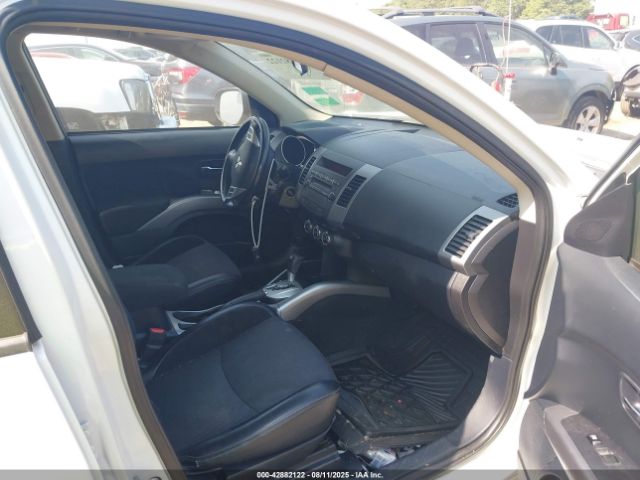 2013 MITSUBISHI OUTLANDER JA4JT3AW5DU020673 Photo 4