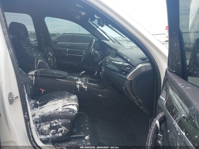 5UXKR2C56J0Z16103 BMW X5