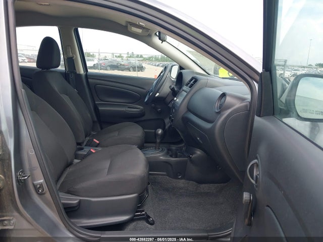 Nissan Versa 2019 3N1CN7AP9KL838796 Image 5