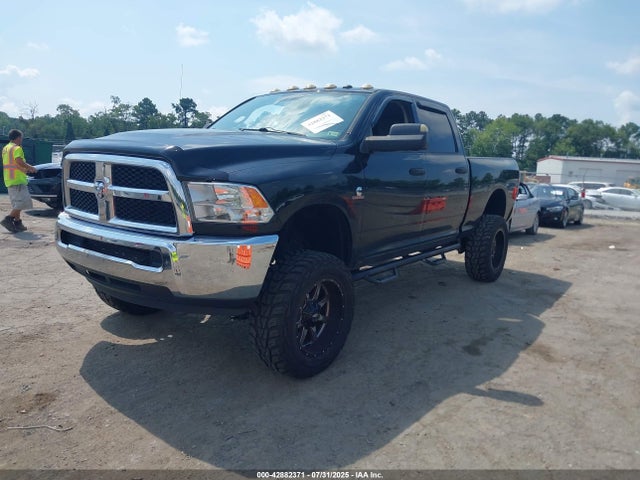 RAM 2500 2015 3C6UR5CL7FG552083 Image 2