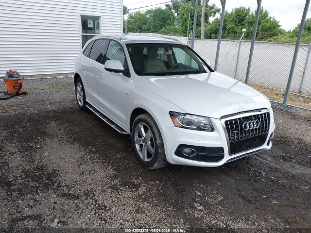 2011 AUDI Q5 WA1DKAFP9BA097454 Photo 0