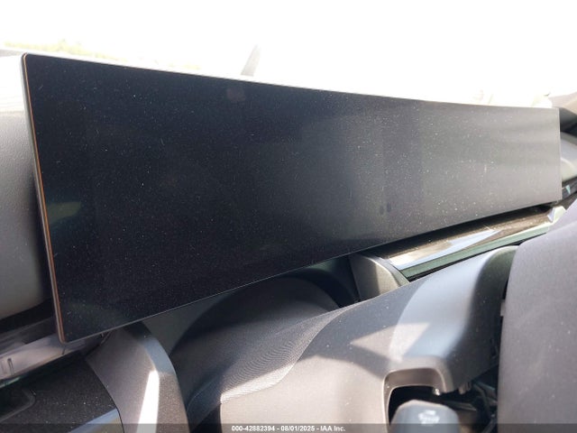 WBY33FK07RCR27379 BMW i5