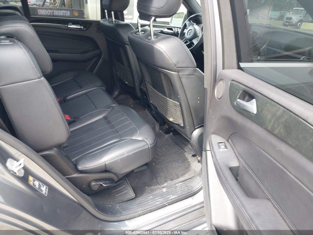 4JGDF6EE9HA986220 Mercedes-Benz m276