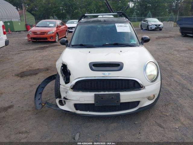 2009 MINI COOPER S CLUBMAN WMWMM33559TP91682 Photo 5