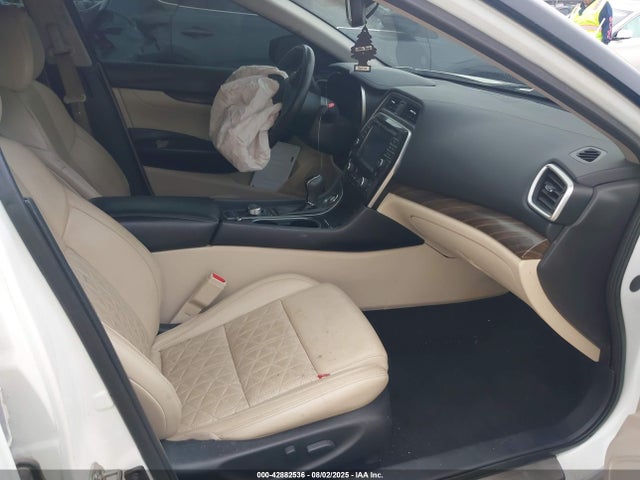 Nissan Maxima 2016 1N4AA6AP0GC404009 Image 5