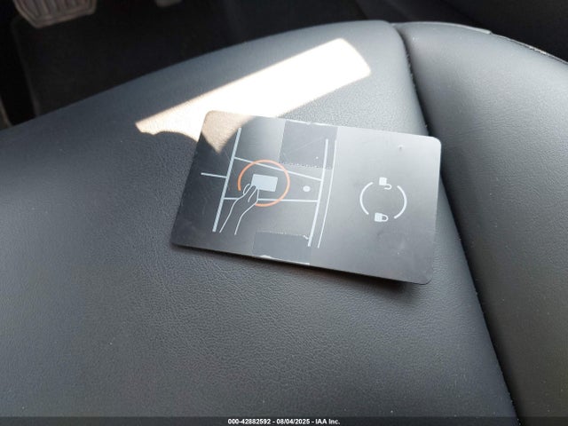 Tesla 2022 2022 7SAYGDEE7NA017414 Image 11