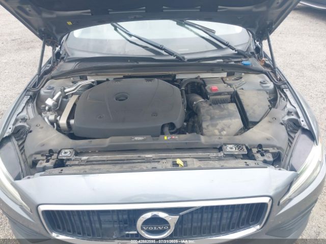 2020 VOLVO V60 YV1102EKXL2349034 Photo 9